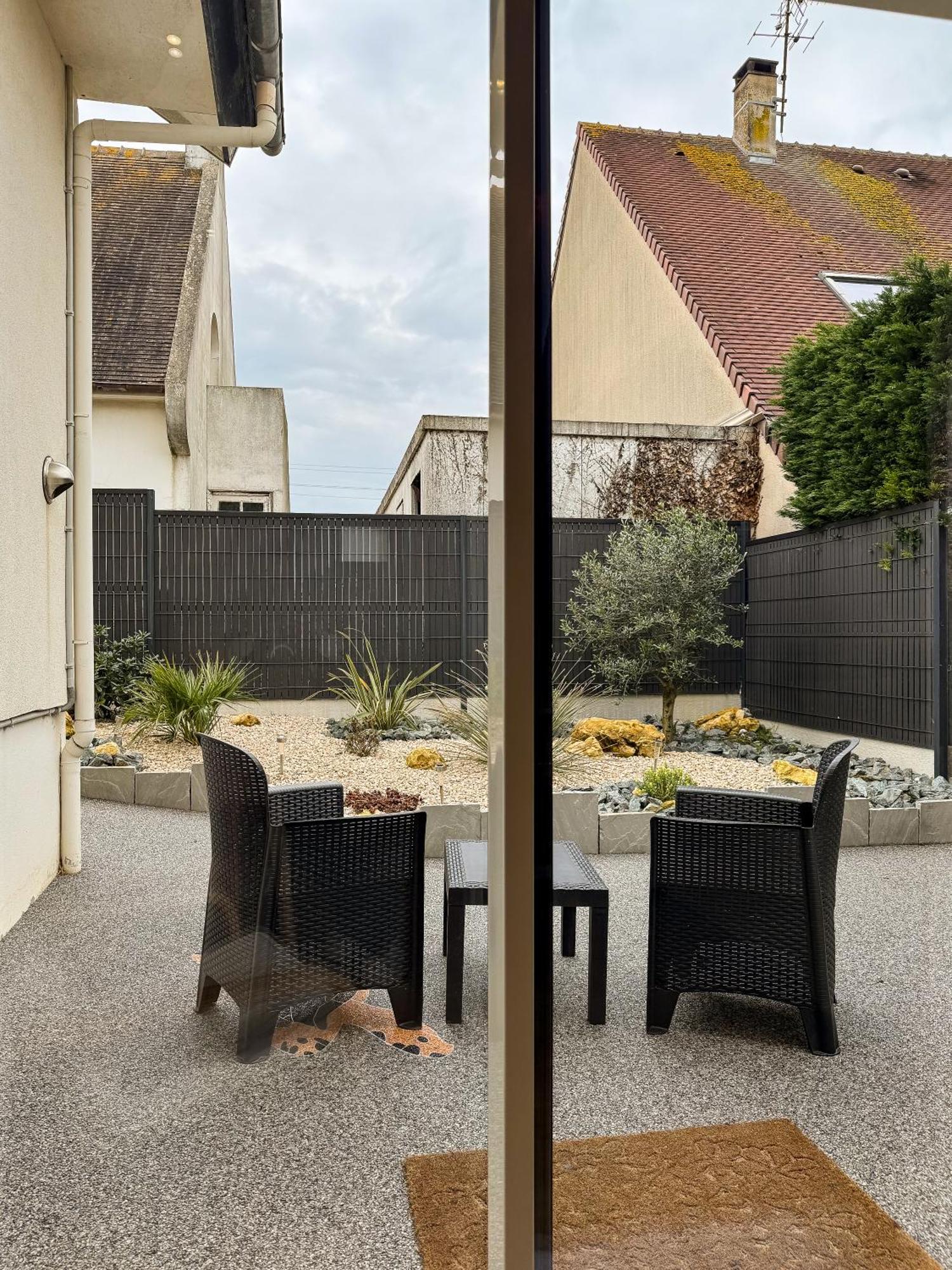 Studio Independant Ouistreham Exterior foto